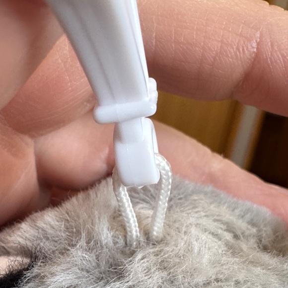 Hangry Dog Face Keychain - Picture 6 of 6